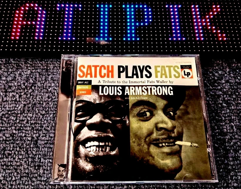 👍Satch Plays Fats  - Louis Armstrong  - CD Jazz Columbia Indispensable 🎷